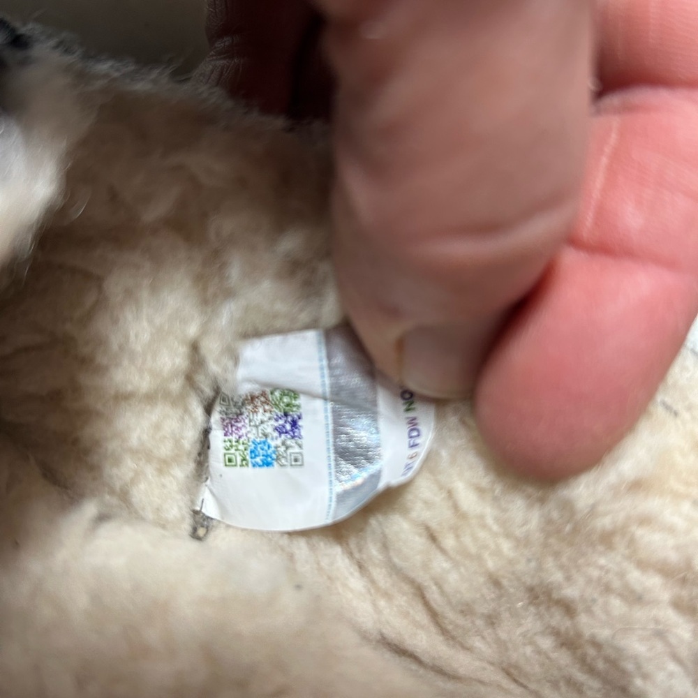 UGG Men's gray Suede Loafers slippers size 11 - Picture 7 of 7